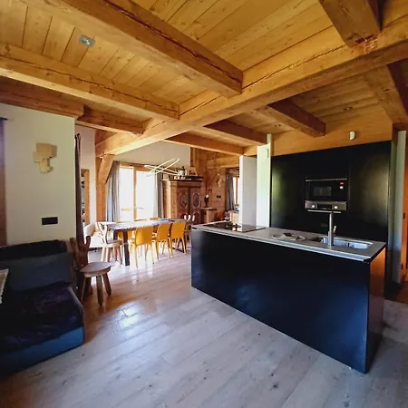 Chalet Demi With Garden A