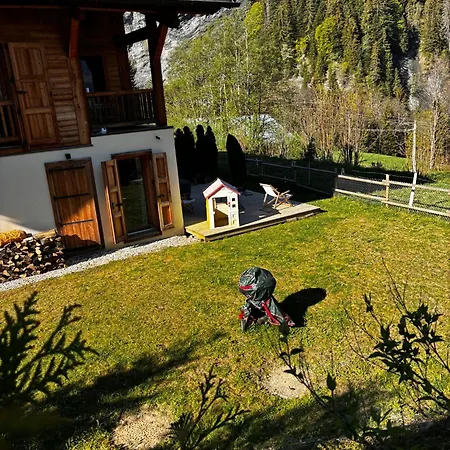 Шале Demi With Garden A Межев